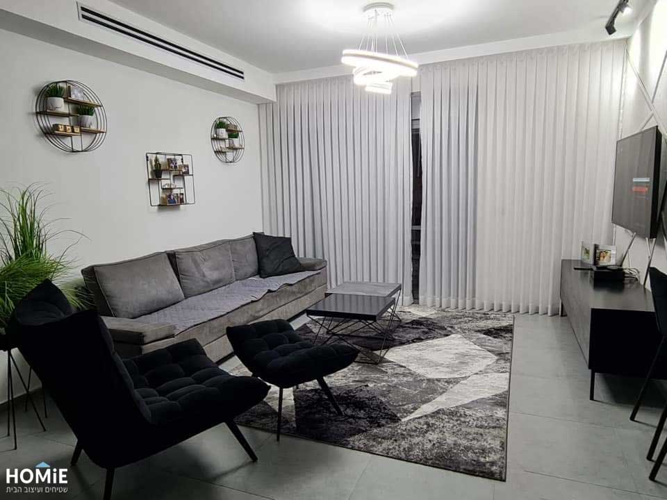 Hover Image